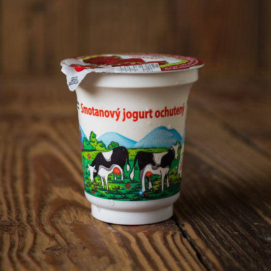 Smotanový jogurt jahodový 155g